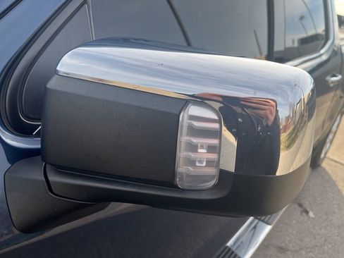 Used 2022 Chevrolet Silverado 1500 LTZ w/ LTZ Premium Package image 37