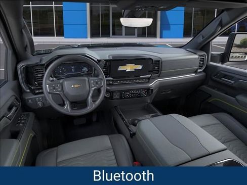 New 2026 Chevrolet Silverado 2500 ZR2 image 17