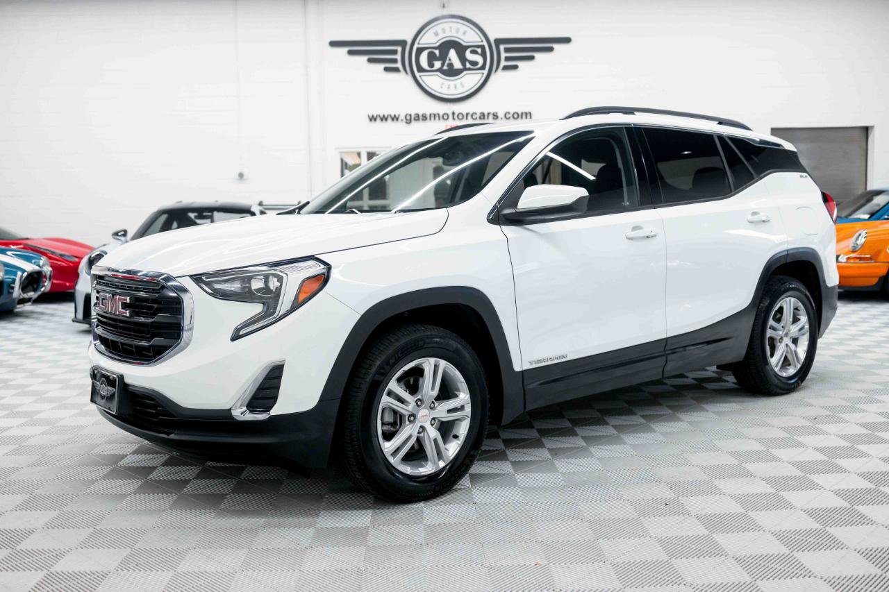 Used 2019 GMC Terrain SLE w/ Driver Convenience Package AWD/4WD image 3