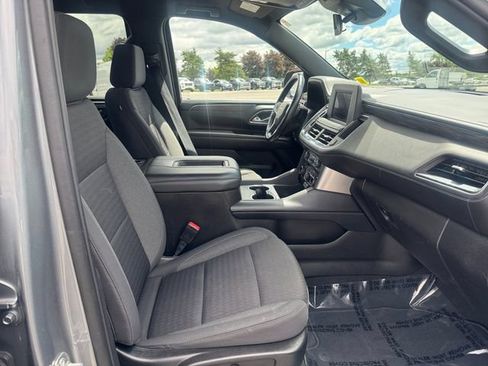 Used 2023 Chevrolet Tahoe LS AWD/4WD image 17