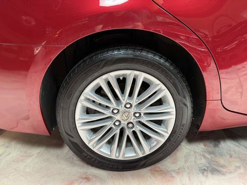 Used 2013 Lexus ES 350 w/ Luxury Pkg FWD image 37