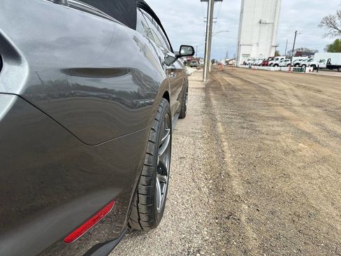 Used 2019 Ford Mustang GT Premium RWD image 23