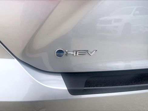 Used 2025 Toyota Camry LE w/ Convenience Package FWD image 30