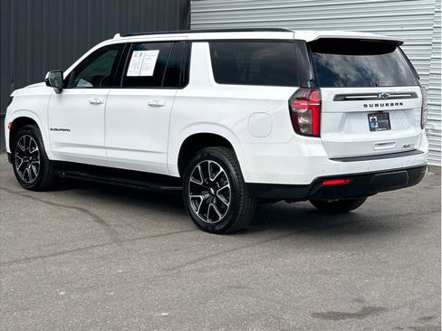 Used 2023 Chevrolet Suburban RST w/ Luxury Package image 8
