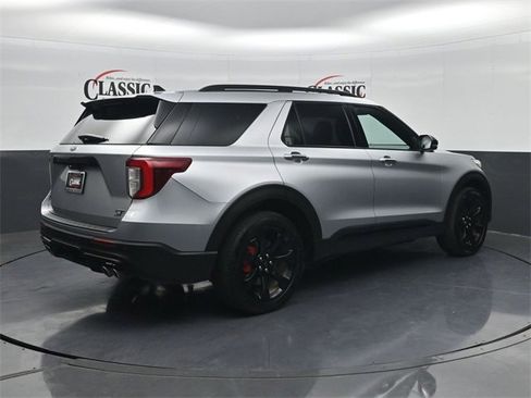 Used 2021 Ford Explorer ST w/ Equipment Group 401A image 7