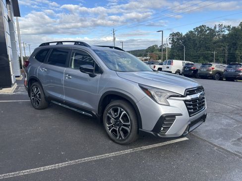 New 2025 Subaru Ascent Limited image 4