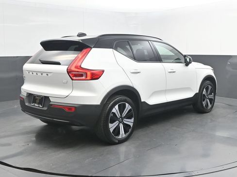 Certified 2023 Volvo XC40 Recharge Plus AWD/4WD image 7