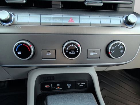 New 2026 Hyundai Kona SE image 40