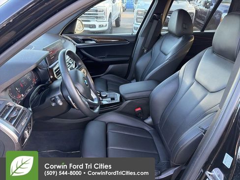 Used 2023 BMW X3 xDrive30i image 5