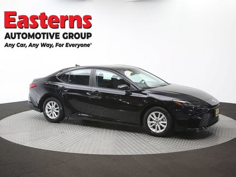 Used 2025 Toyota Camry LE FWD image 47