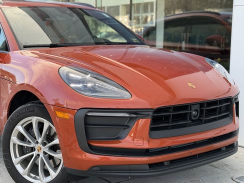 Used 2025 Porsche Macan image 49