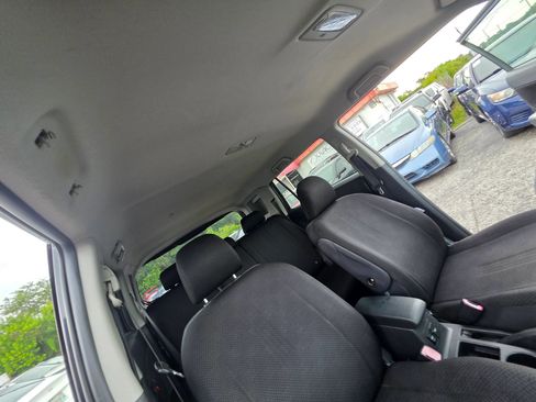 Used 2009 Scion xB FWD image 23