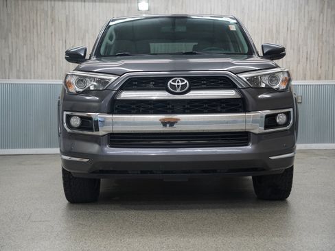 Used 2019 Toyota 4Runner Limited image 3
