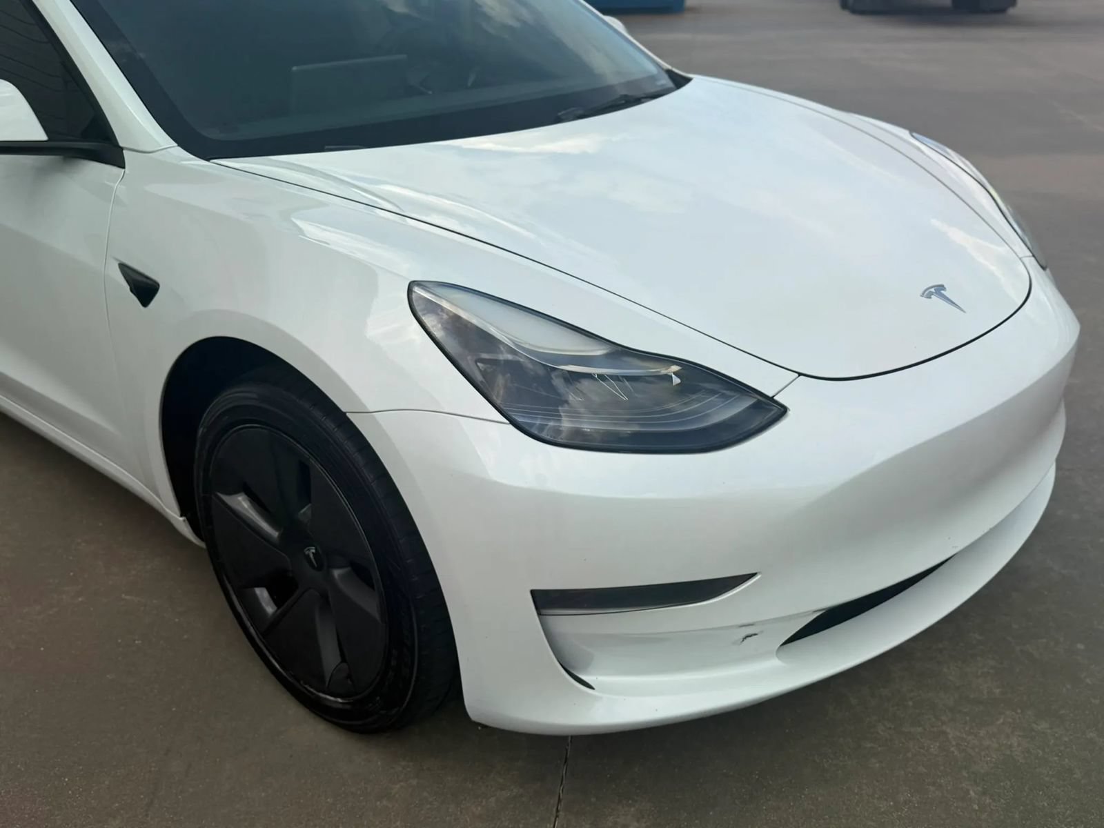 Used 2023 Tesla Model 3 Standard Range RWD image 5