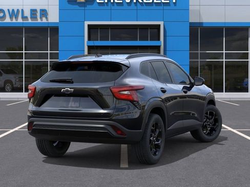 New 2026 Chevrolet Trax LT w/ Driver Confidence Package FWD image 4