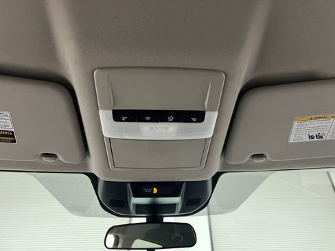 Used 2024 Nissan Rogue S image 56