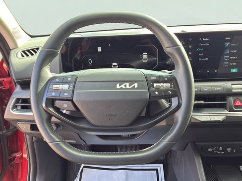 Used 2025 Kia K4 EX FWD image 28