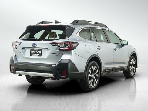 Used 2020 Subaru Outback Limited XT w/ Popular Package #2 AWD/4WD image 5