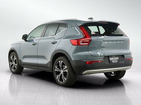 Used 2021 Volvo XC40 T5 Inscription w/ Advanced Package AWD/4WD image 3