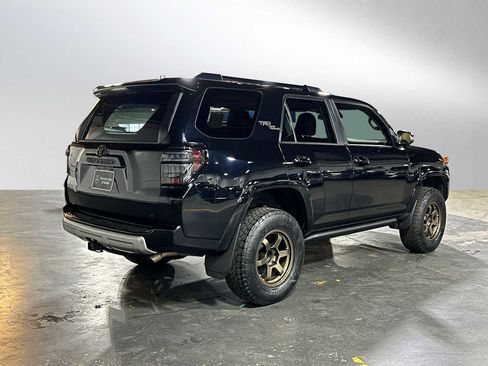 Used 2021 Toyota 4Runner TRD Off-Road Premium w/ Moonroof Package AWD/4WD image 3