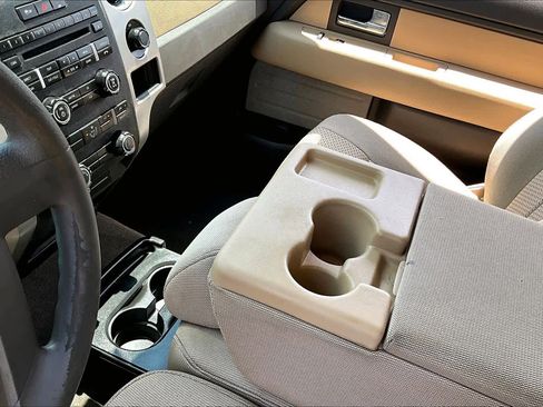 Used 2012 Ford F150 XLT RWD image 16