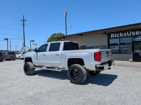 Used 2017 Chevrolet Silverado 1500 LT w/ All Star Edition AWD/4WD image 9