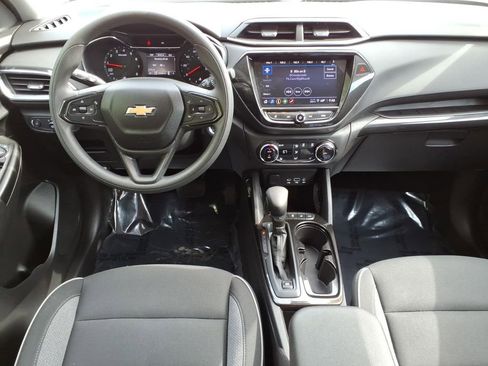 Used 2023 Chevrolet TrailBlazer LT w/ Convenience Package AWD/4WD image 14