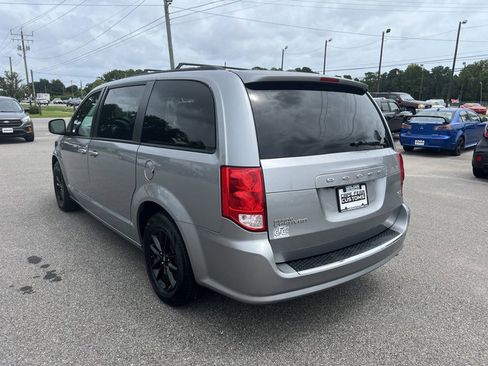 Used 2019 Dodge Grand Caravan GT image 5
