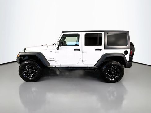 Used 2015 Jeep Wrangler Unlimited Sport AWD/4WD image 2