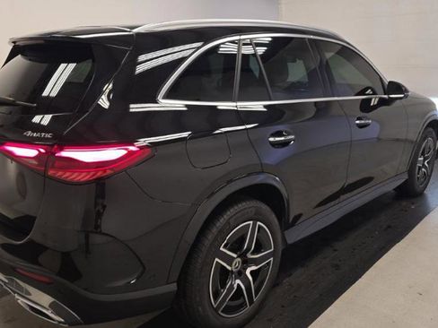 Used 2024 Mercedes-Benz GLC 300 4MATIC w/ AMG Line image 6