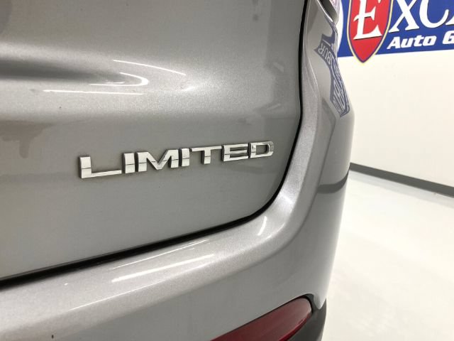 Used 2018 Jeep Compass Limited w/ Navigation Group AWD/4WD image 21