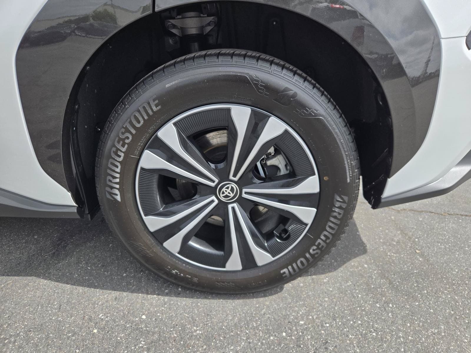 Used 2025 Toyota bZ4X FWD w/ Weather Package image 32