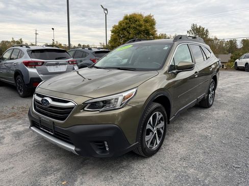 Used 2022 Subaru Outback Limited image 8