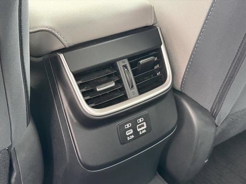 Used 2024 Subaru Legacy Premium AWD/4WD image 12
