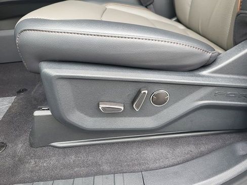 New 2025 Ford F150 Lariat w/ Equipment Group 502A High image 13