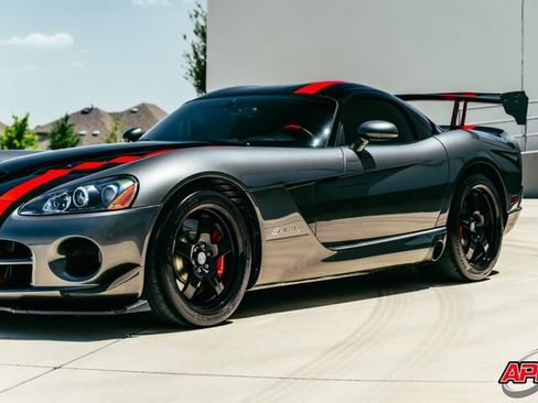 Used 2010 Dodge Viper ACR RWD image 61