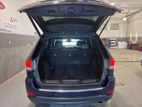 Used 2017 Jeep Grand Cherokee Limited image 5