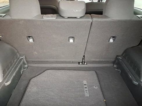 Used 2025 Kia Soul LX FWD image 19