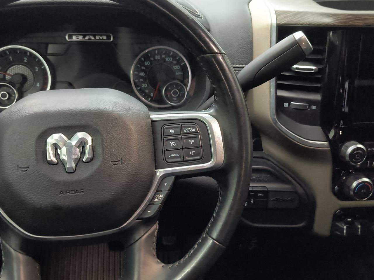 Used 2020 RAM 2500 Laramie AWD/4WD image 19