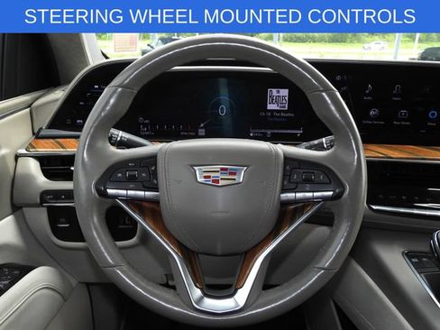 Used 2023 Cadillac Escalade ESV Premium Luxury Platinum w/ Heavy-Duty Trailer Package AWD/4WD image 30