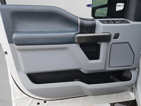 Used 2022 Ford F350 Limited w/ FX4 Off-Road Package image 27