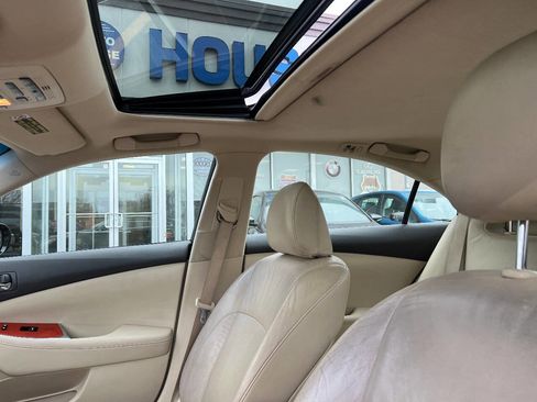 Used 2011 Lexus ES 350 image 16