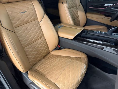 Used 2021 Cadillac Escalade Sport AWD/4WD image 57