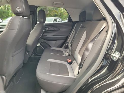 New 2025 Chevrolet TrailBlazer LT w/ Convenience Package image 16