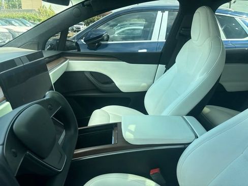 Used 2022 Tesla Model X AWD/4WD image 4