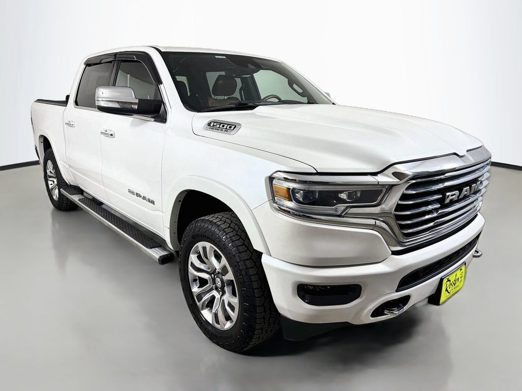 Used 2022 RAM 1500 Limited w/ Body-Colour Bumper Group AWD/4WD image 4