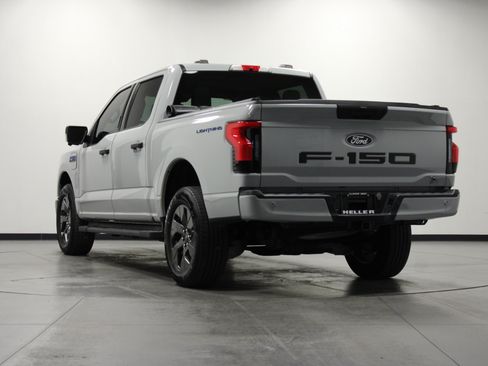 Used 2024 Ford F150 Lightning XLT AWD/4WD image 6