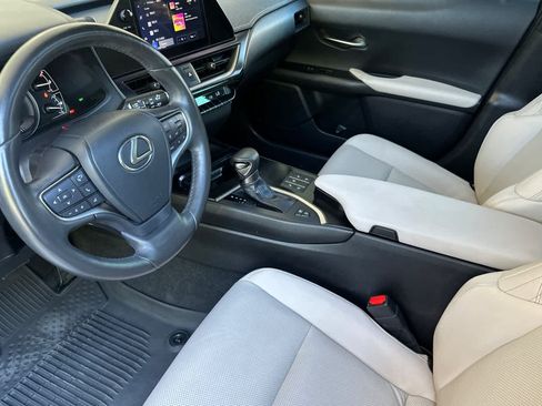 Certified 2023 Lexus UX 250h FWD w/ Accessory Package (Z1) image 11