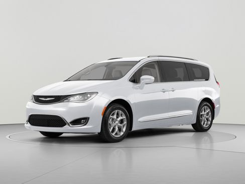 Used 2018 Chrysler Pacifica Touring-L Plus w/ Tire & Wheel Group FWD image 1