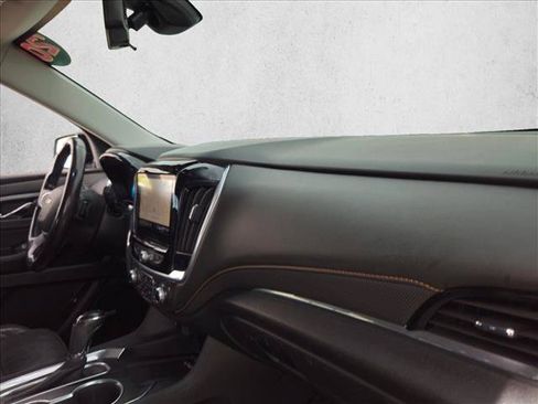 Used 2020 Chevrolet Traverse Premier w/ Redline Edition FWD image 25